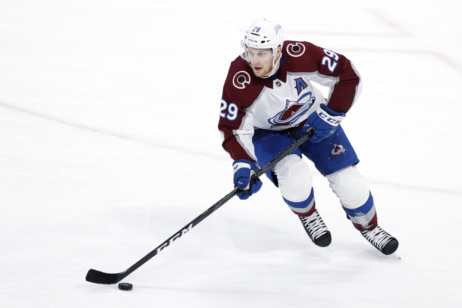nhl picks Nathan MacKinnon Colorado Avalanche predictions best bet odds