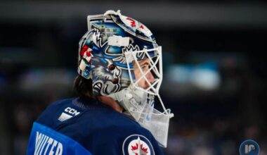 Isaac Poulter backstops Moose to win in hometown debut – Illegal Curve Hockey