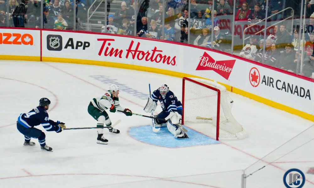 Winnipeg Jets Morning Papers – Illegal Curve Hockey