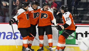 Flyers score 3 goals in 1 minute, cruise past Sabres