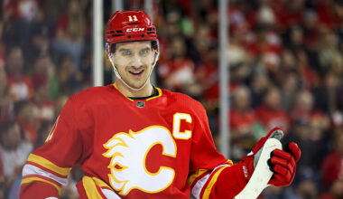 Seattle Kraken Calgary Flames Mikael Backlund...
