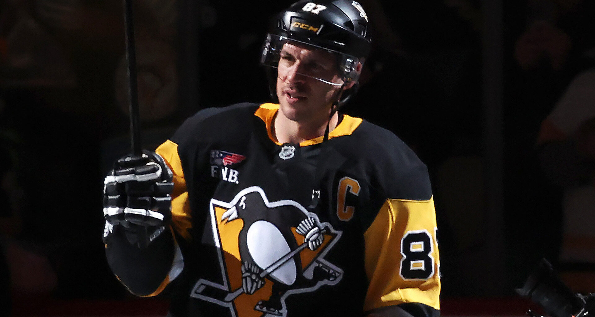 Sidney Crosby Breaks Mario Lemieux's Penguins Points Record