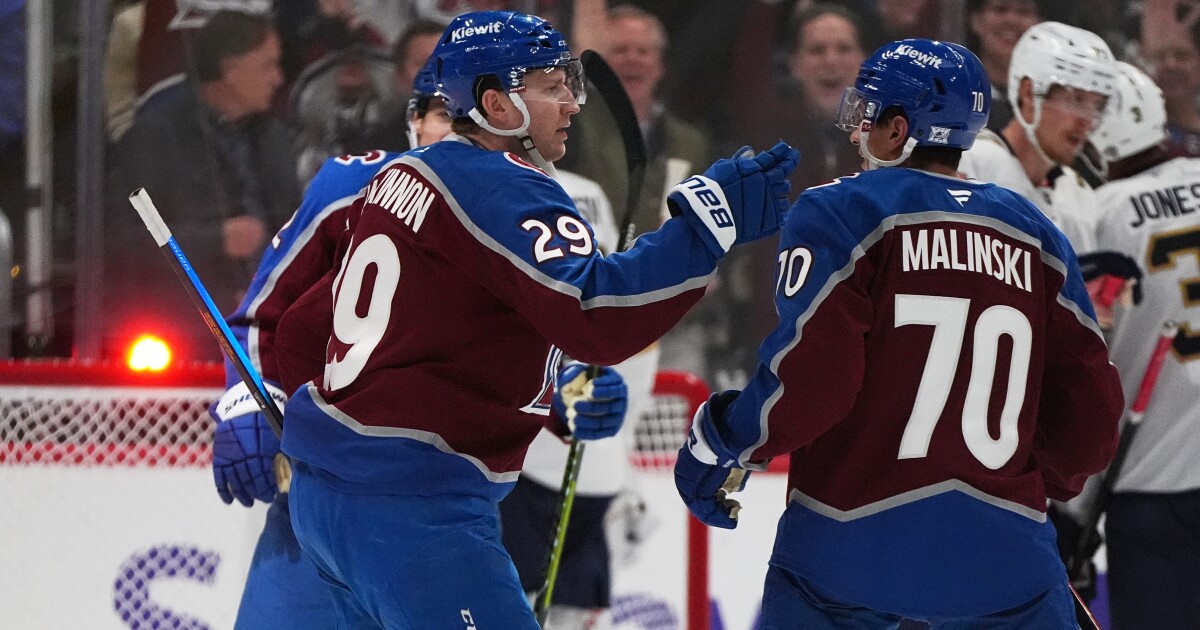 Nathan MacKinnon leads balanced attack, Avalanche cruise to win over Panthers