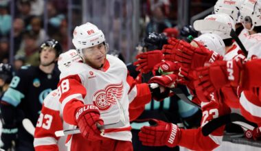 Kane scores late in 3rd period to help Red Wings beat Kraken