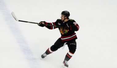 Blackhawks recall Nick Lardis from minors a day after Bedard gets hurt