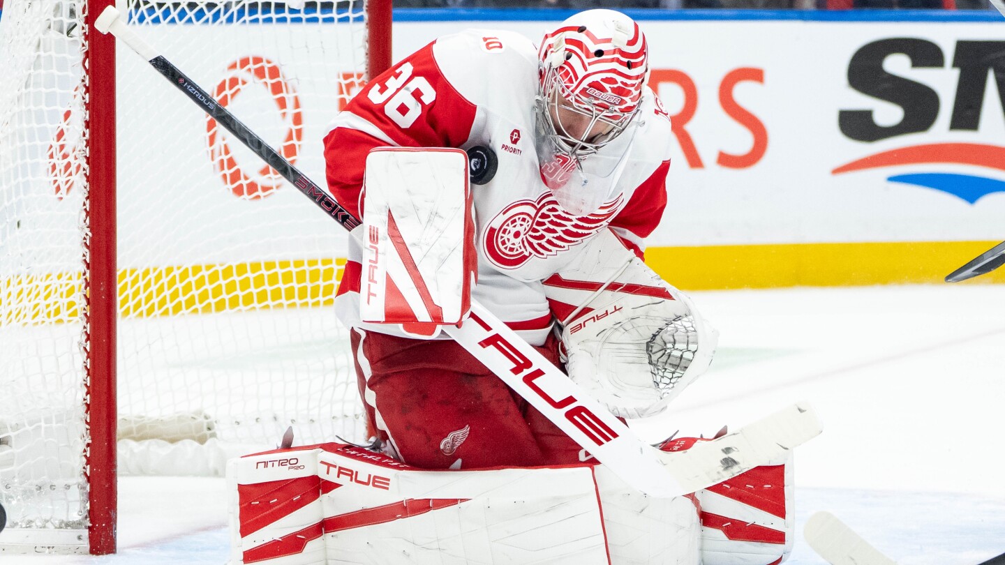 John Gibson gets 1st shutout in almost 3 years as Red Wings blank Canucks 4-0