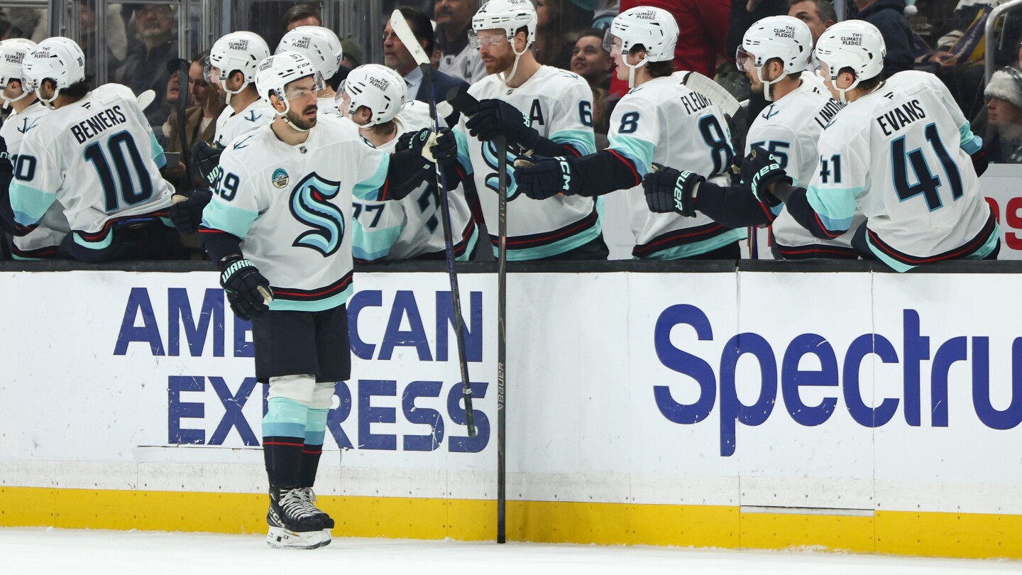 Jordan Eberle scores on the power play and Kraken hold off struggling Kings, 3-2