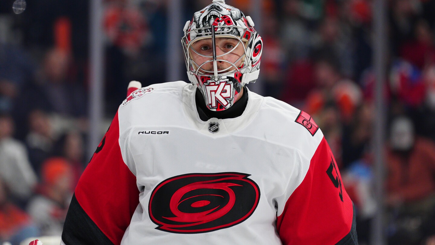 Hurricanes goalie Kochetkov expected to have season-ending surgery