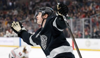 Brandt Clarke scores twice in Kings' blowout win over Blackhawks
