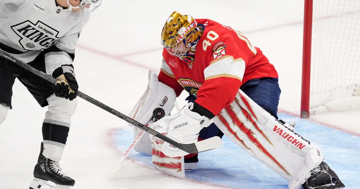 Panthers defeat Kings, whose winless streak reaches four