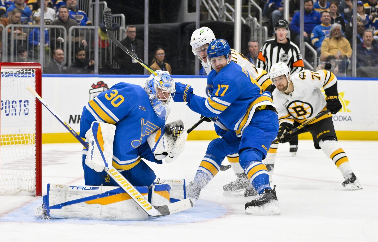 Mark Kastelic, Fraser Minten boost Bruins past Blues - The Rink Live