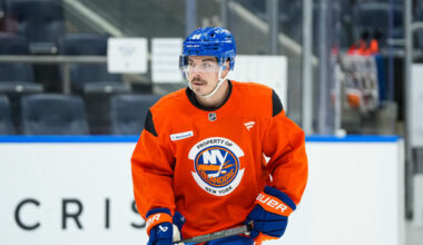 Isles Day-to-Day: Pageau Skates in Non-Contact Jersey