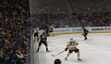 Pastrnak Gives Bruins First-Period Lead