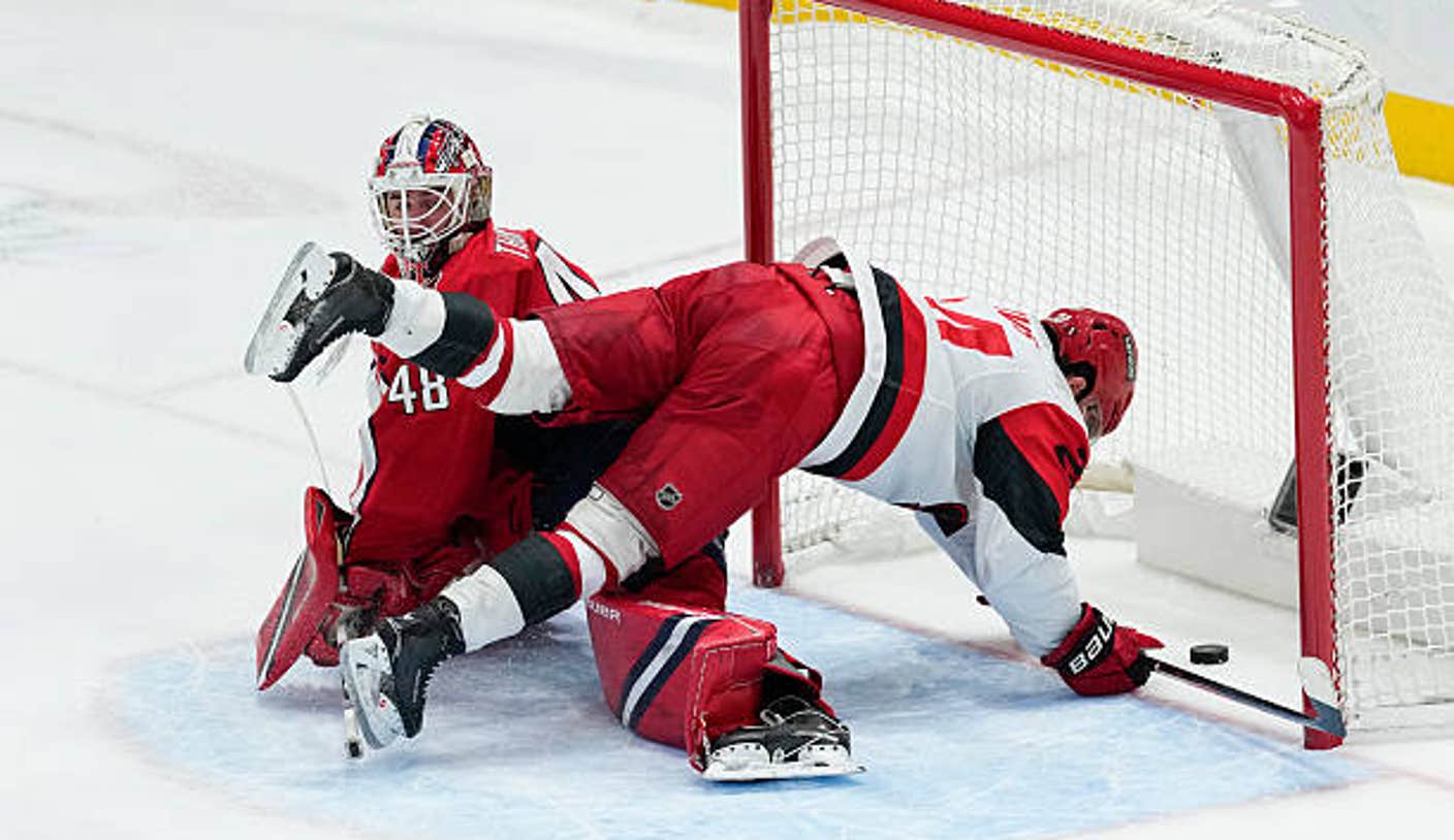 Hurricanes vs. Flyers Prediction, Odds, Picks - Dec. 13