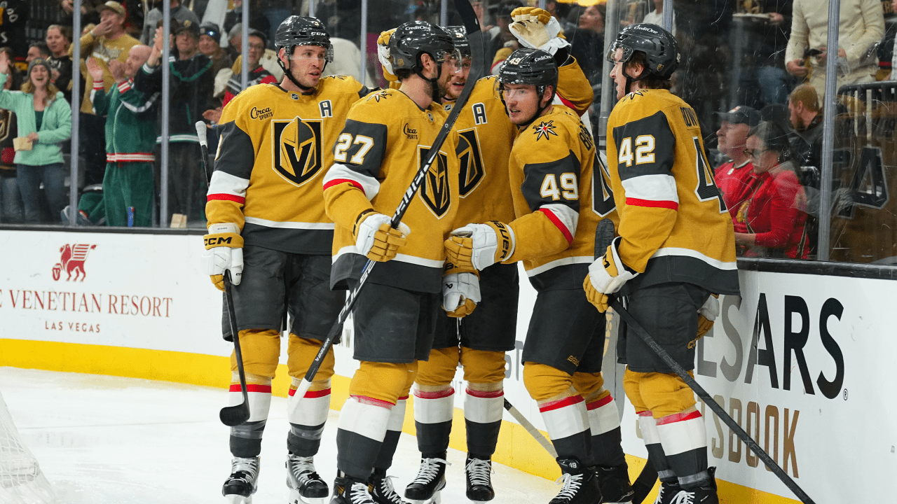 Bowman ties game late in 3rd period, Golden Knights top Blackhawks in shootout