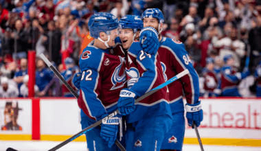MacKinnon scores 2, Avalanche defeat Canucks to push point streak to 17