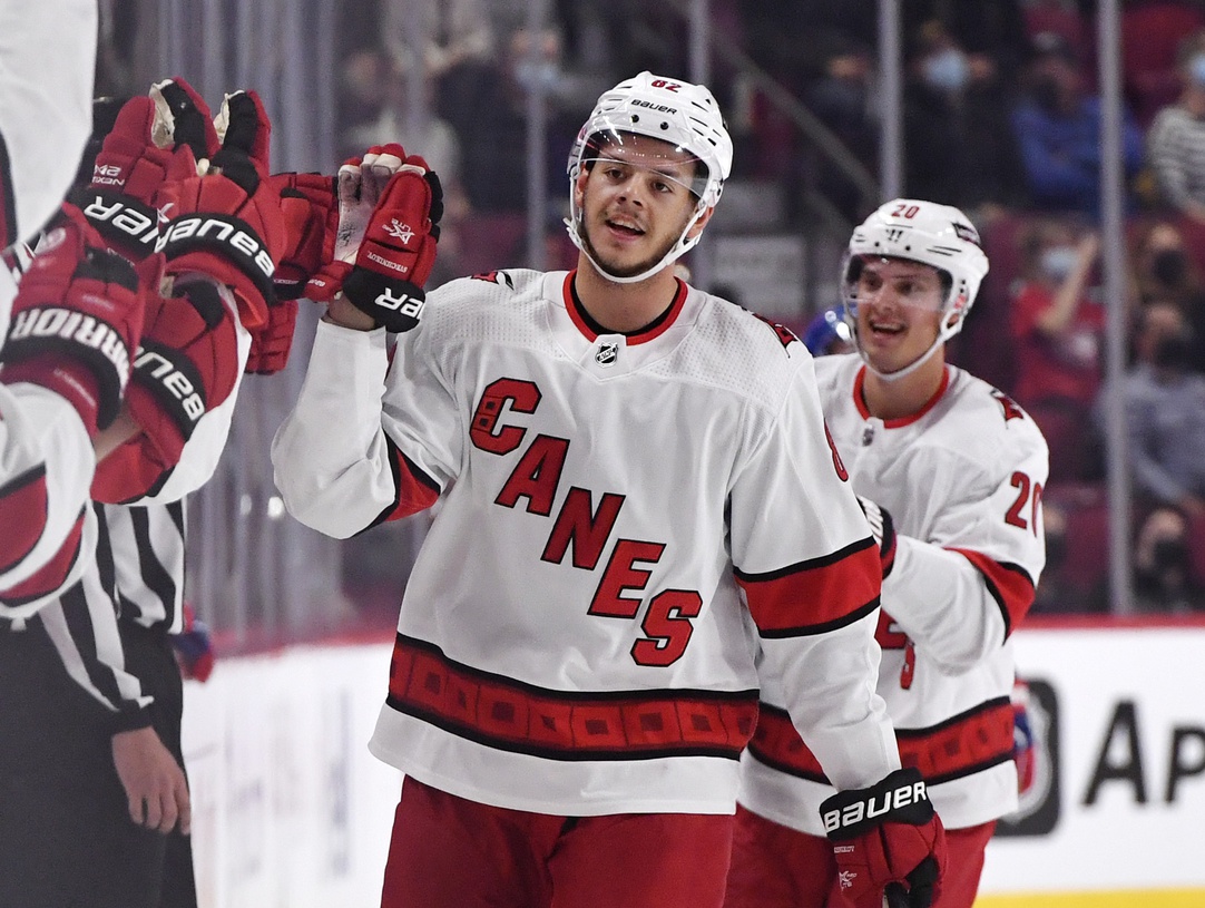 nhl picks Sebastian Aho Carolina Hurricanes predictions best bet odds