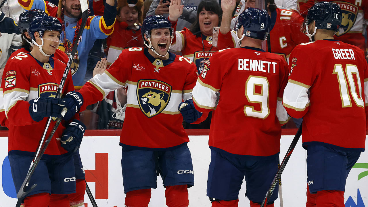 Panthers hitting their stride with Winter Classic 2 weeks away