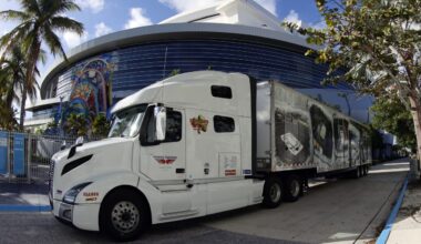 Winter Classic ice trucks arrive in Miami, rink build begins 