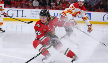 NHL: NOV 18 Flames at Blackhawks
