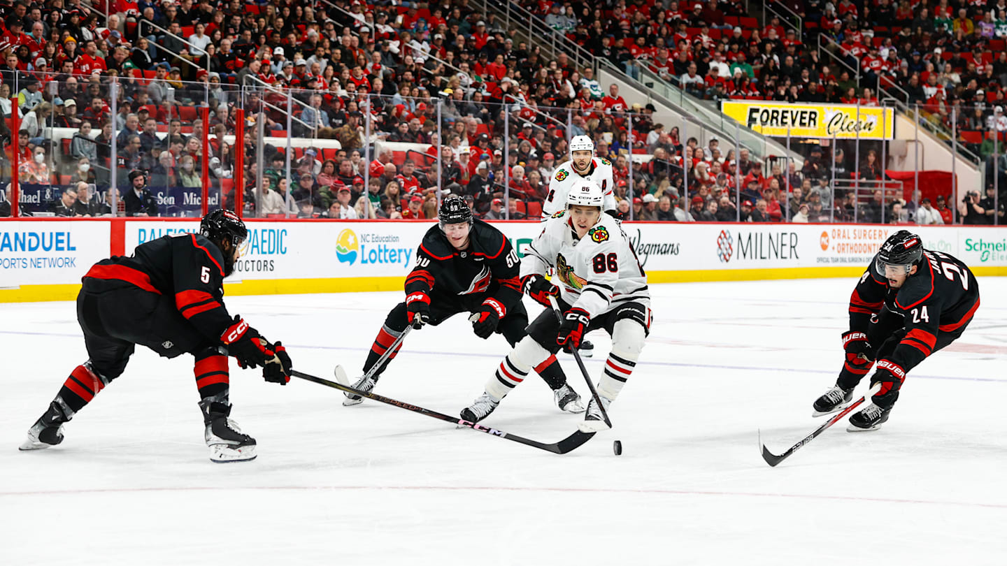 Chicago Blackhawks v Carolina Hurricanes