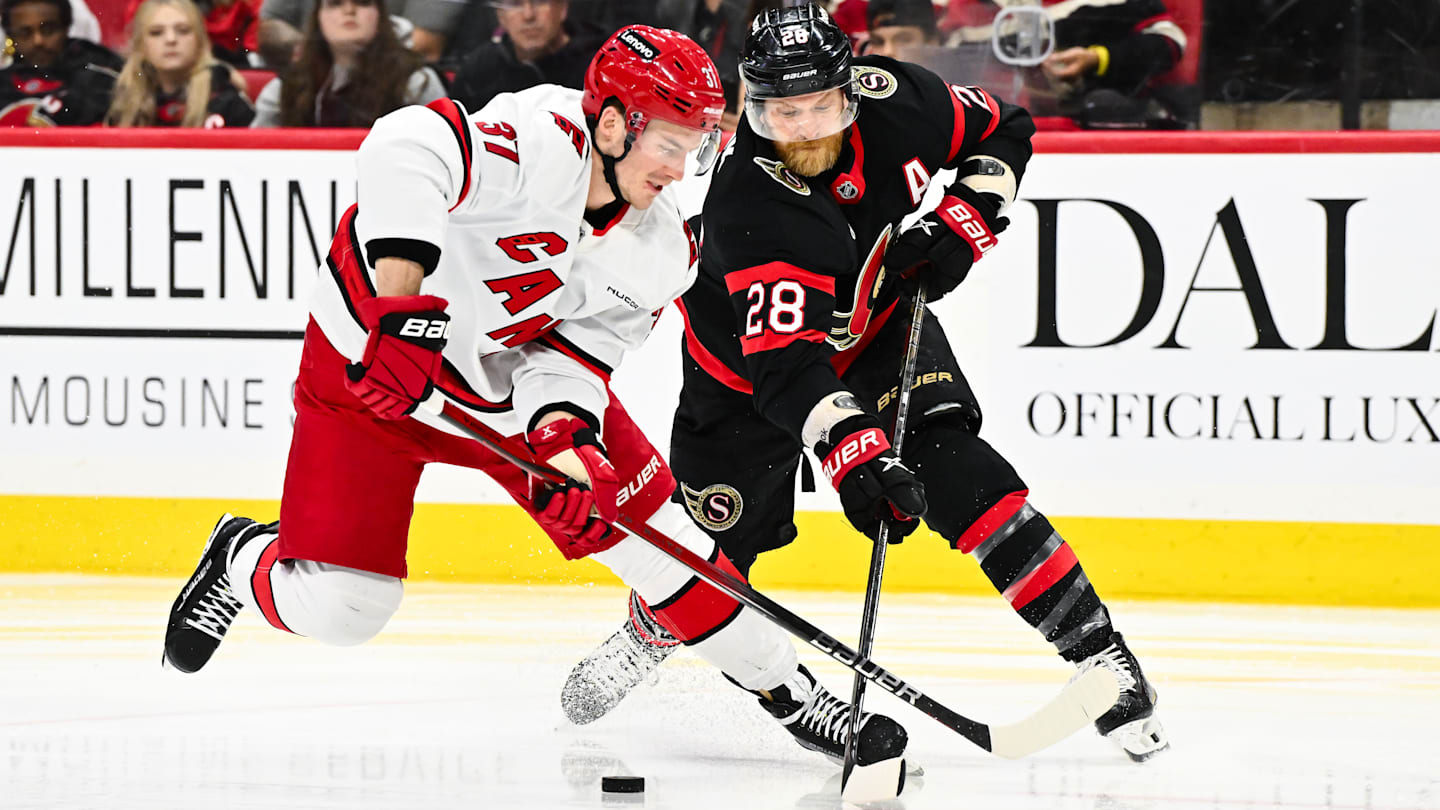 Carolina Hurricanes v Ottawa Senators