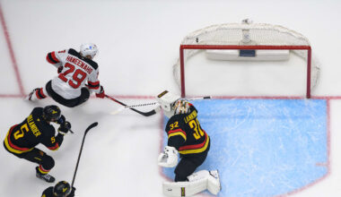 New Jersey Devils v Vancouver Canucks