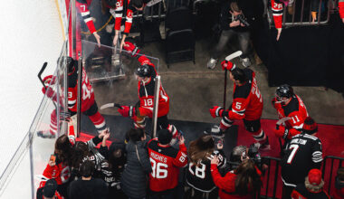 Carolina Hurricanes v New Jersey Devils