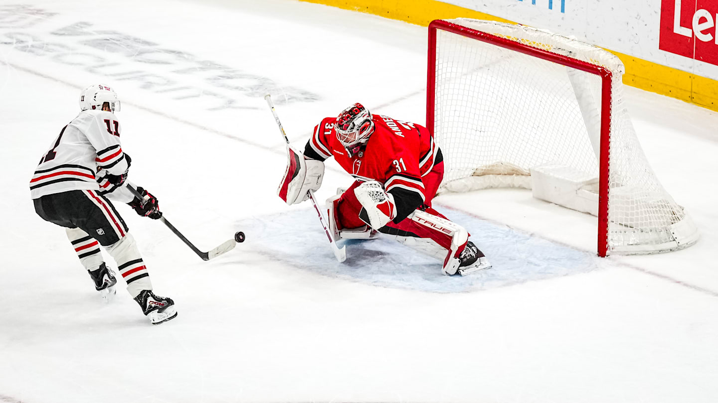 Chicago Blackhawks v Carolina Hurricanes