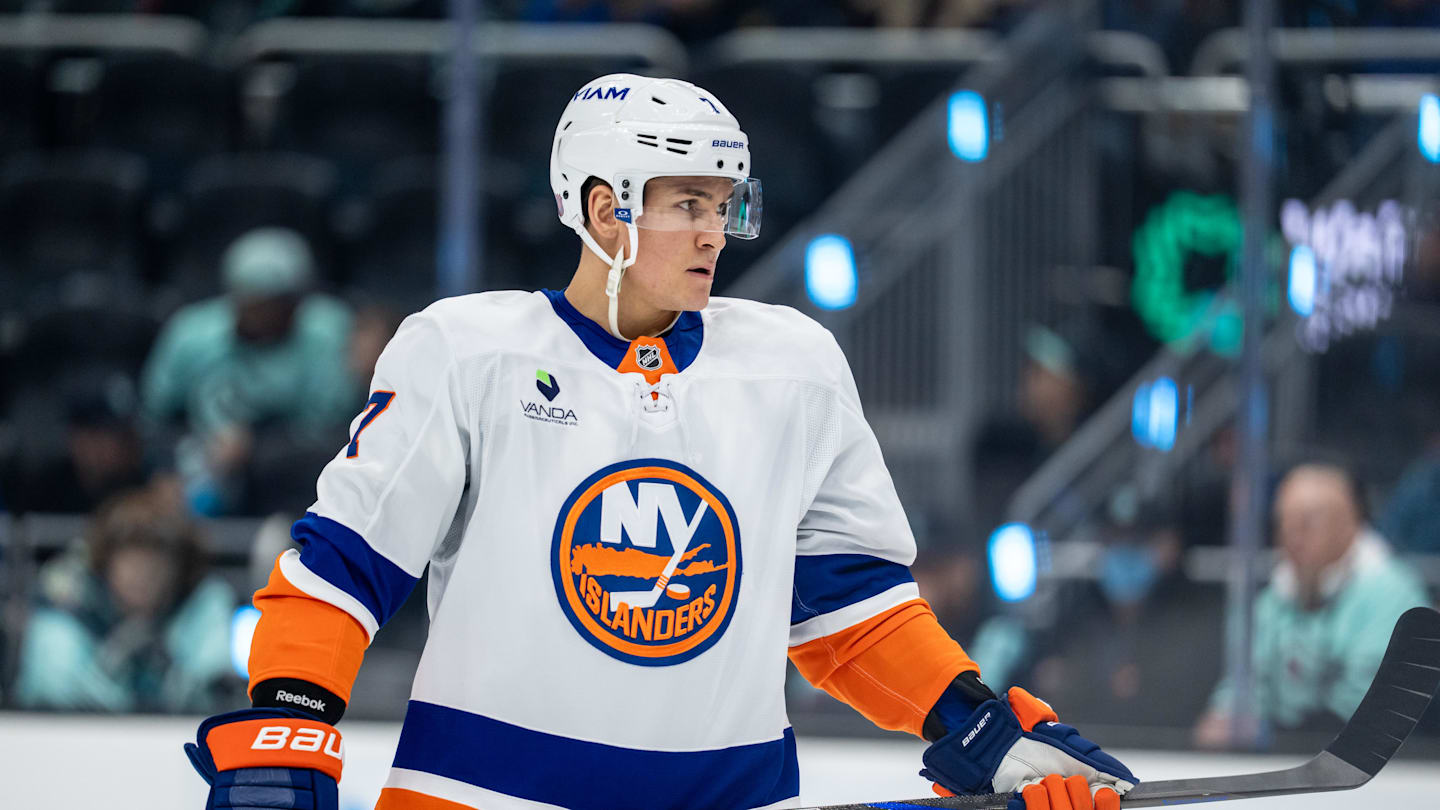 New York Islanders v New Jersey Devils