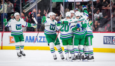 Utah Mammoth v Carolina Hurricanes