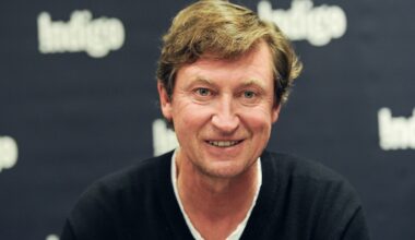 Meet NHL legend Wayne Gretzky's actress & model wife of 38 years and their five children