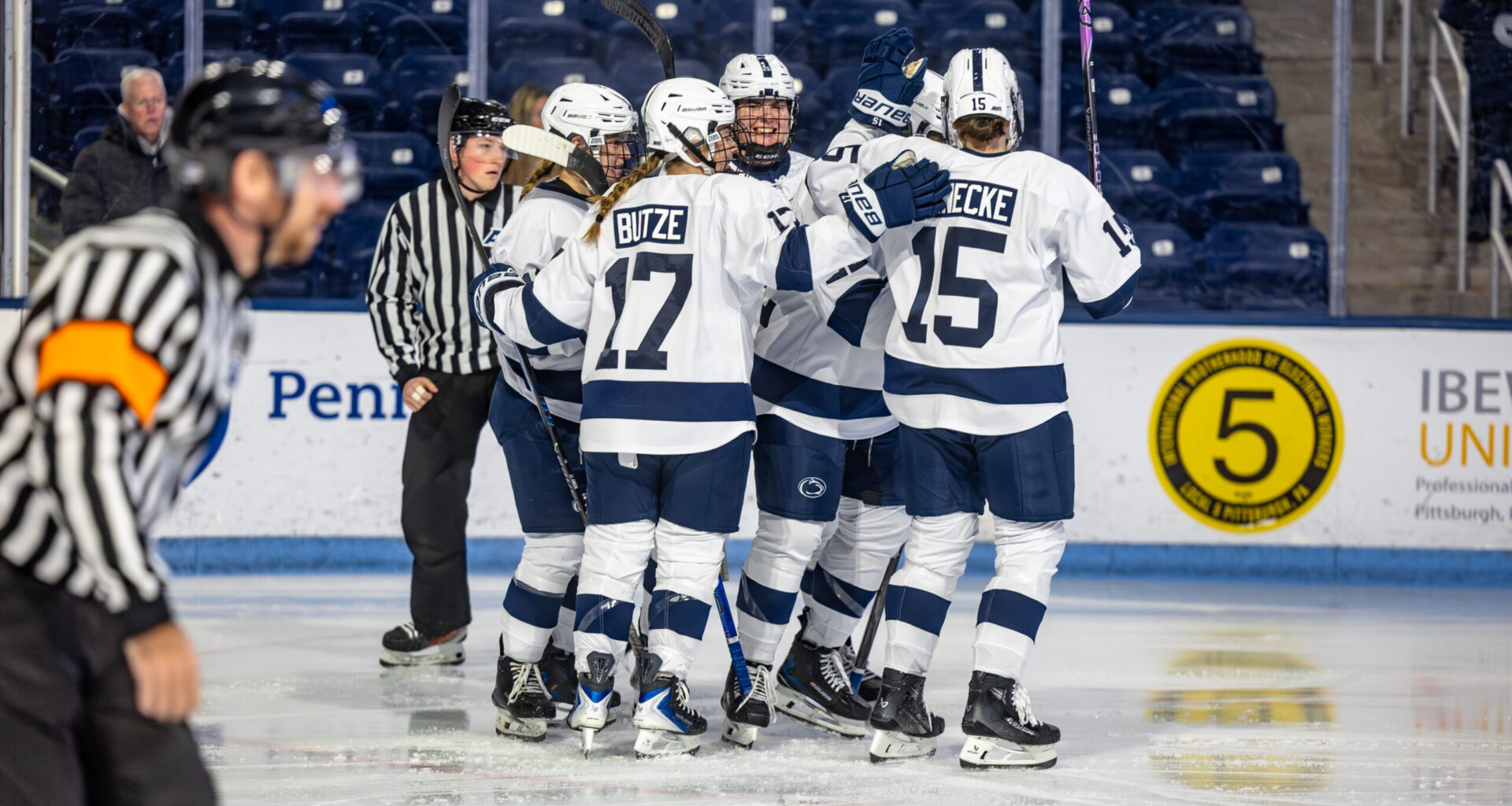 No. 4 Penn State Women's Hockey Handles No. 12 Cornell 5-1