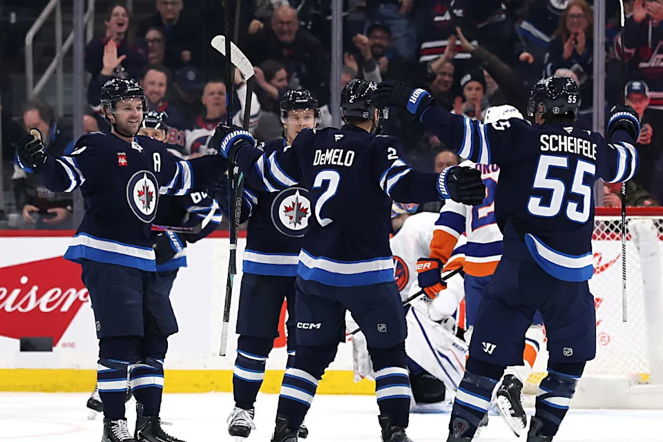 Photo by James Carey Lauder