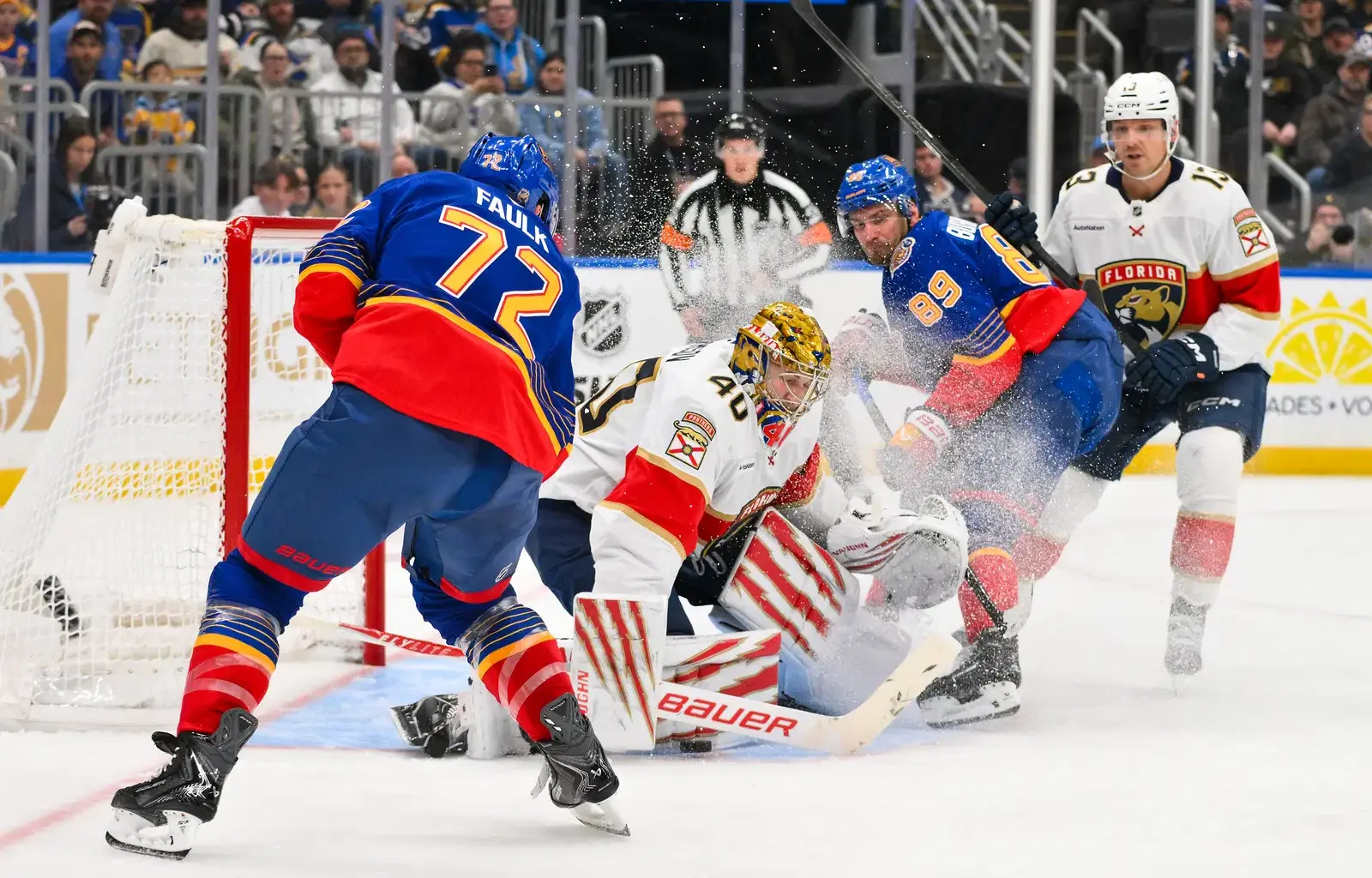 Jimmy Snuggerud’s Late Power-Play Goal Lifts Blues Past Panthers, 5-4