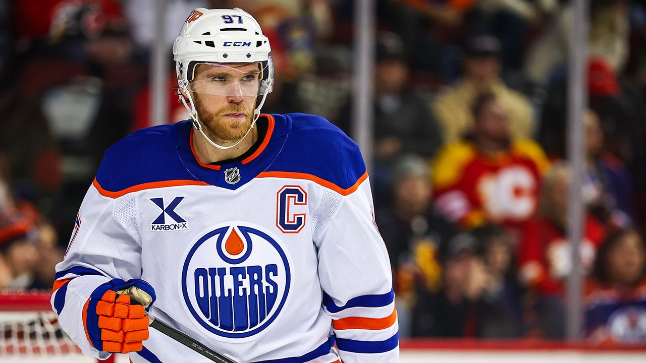 NHL star Connor McDavid talks ketchup 'phobia'