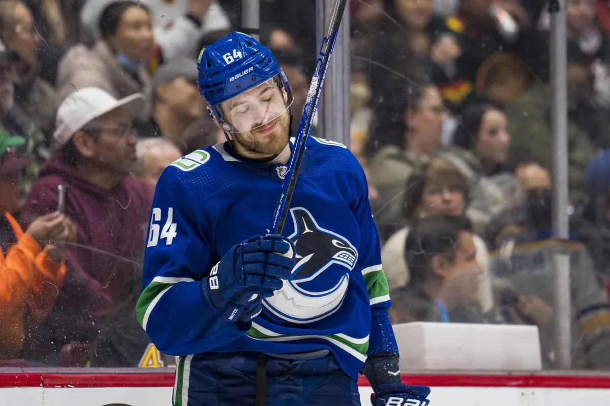 Former Vancouver Canucks forward becomes free agent after being suddenly released from PTO