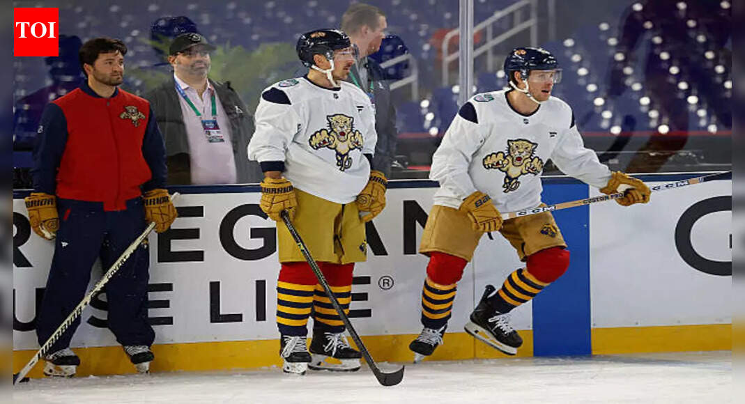 New York Rangers Defeat Florida Panthers 5-1 in Winter Classic With Hat Trick by Mika Zibanejad | NHL News