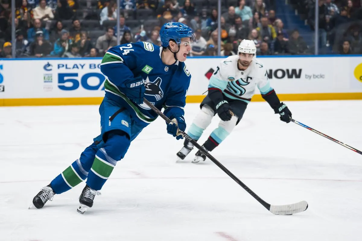 Vancouver Canucks newcomer makes major bet with teammate who has a history of gambling