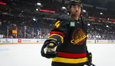 Trade proposal emerges sending Vancouver Canucks' Kiefer Sherwood to the Detroit Red Wings