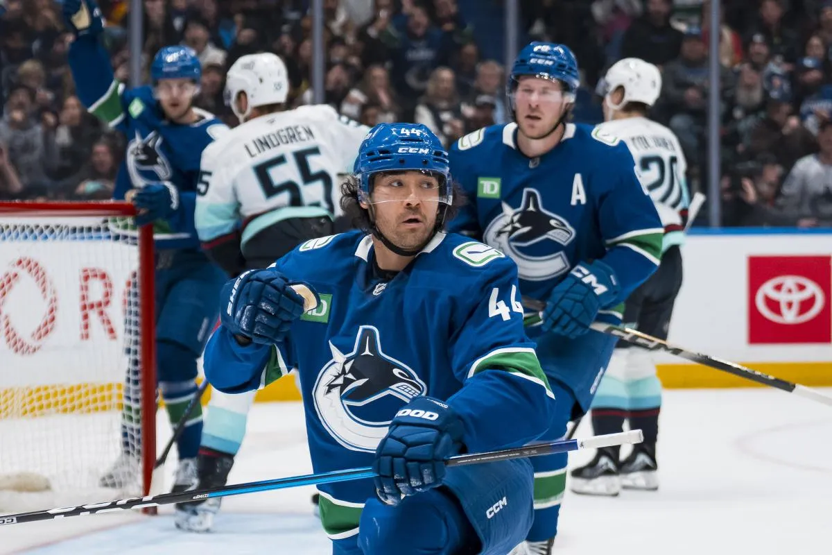 Vancouver Canucks notified they will not be able to hold on to breakout star forward Kiefer Sherwood