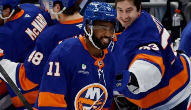 Islanders' 9-goal night vs. Devils includes Anthony Duclair hat trick