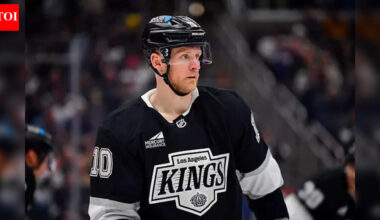 Corey Perry leaves Los Angeles Kings after being placed on non-roster status | NHL News