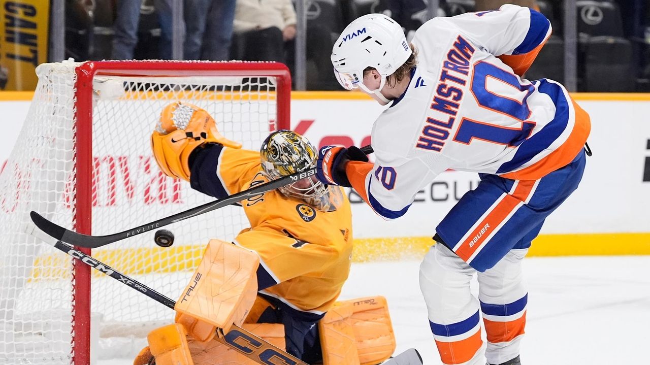 Islanders fall in shootout as Nashville remains a house of horrors