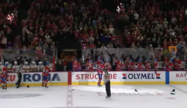 Zachary Bolduc's gesture after Texier's third goal is getting people talking