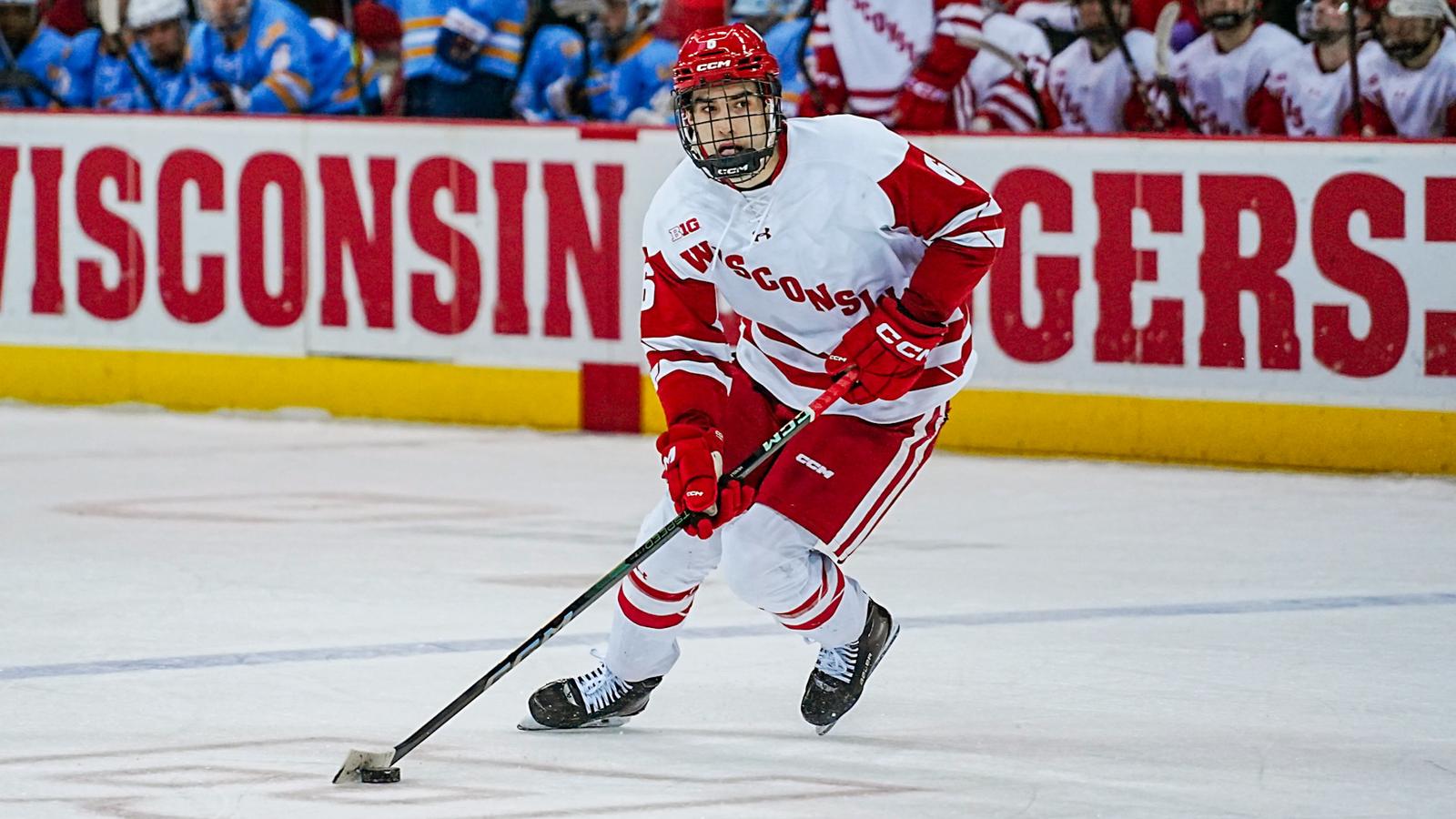 Badgers celebrate a goal vs. Alaska Anchorage