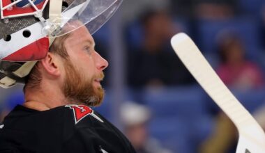 Ottawa Senators sign veteran goalie James Reimer