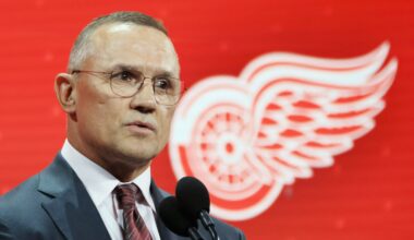 Detroit Red Wings Ready to Make Big Trade if Key Condition is Met
