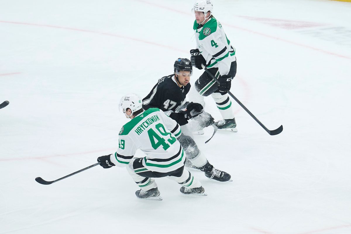The Los Angeles Kings left wing Andre Lee (47) fights for the puck against the Dallas Stars at the Crypto Arena on January 12th, 2026 in Los Angeles California. The Los Angeles Kings left wing Andre Lee (47) fights for the puck against the Dallas Stars at the Crypto Arena on January 12th, 2026 in Los Angeles California.