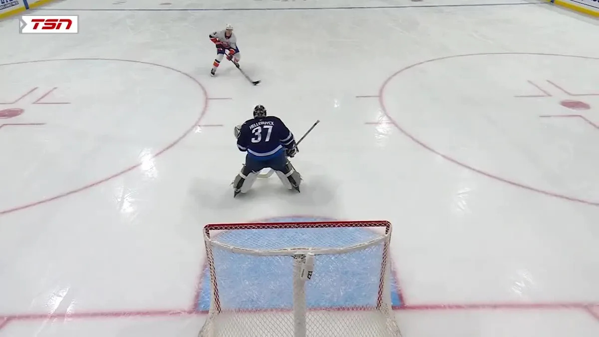 Emil Heineman with a Goal vs. Winnipeg Jets